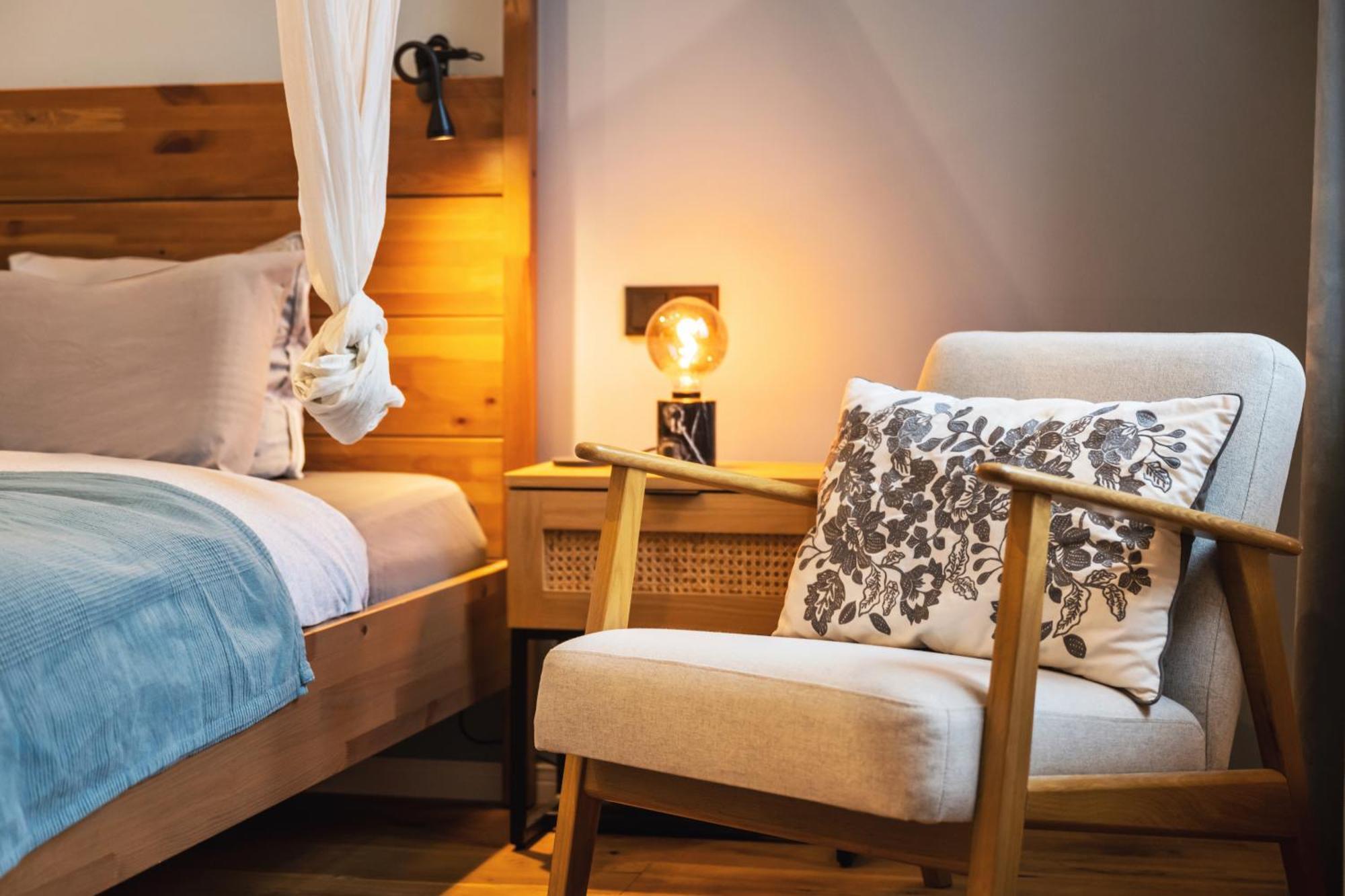 Edler Wohnraum Luxurioeses Stadtstudio Mit Balkon, Kaffeevollautomat & Klima Zwickau Exteriör bild